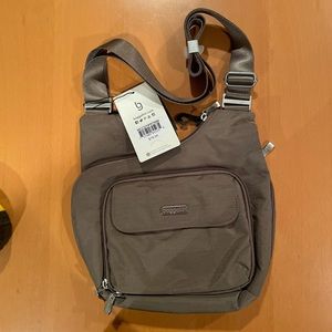 Baggallini Criss Cross bagg Taupe NWT